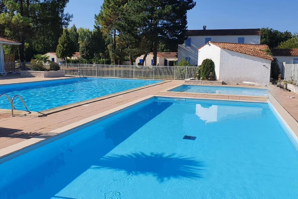 Charmante Petite Maison Pour 4 Personnes Cdc Fr90C10G Dolus d'Oléron Esterno foto