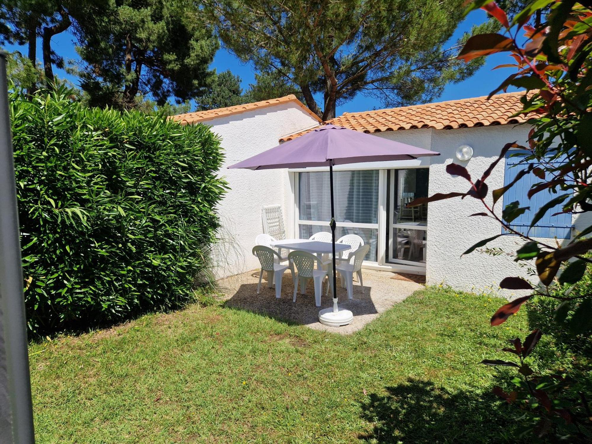 Charmante Petite Maison Pour 4 Personnes Cdc Fr90C10G Dolus d'Oléron Esterno foto